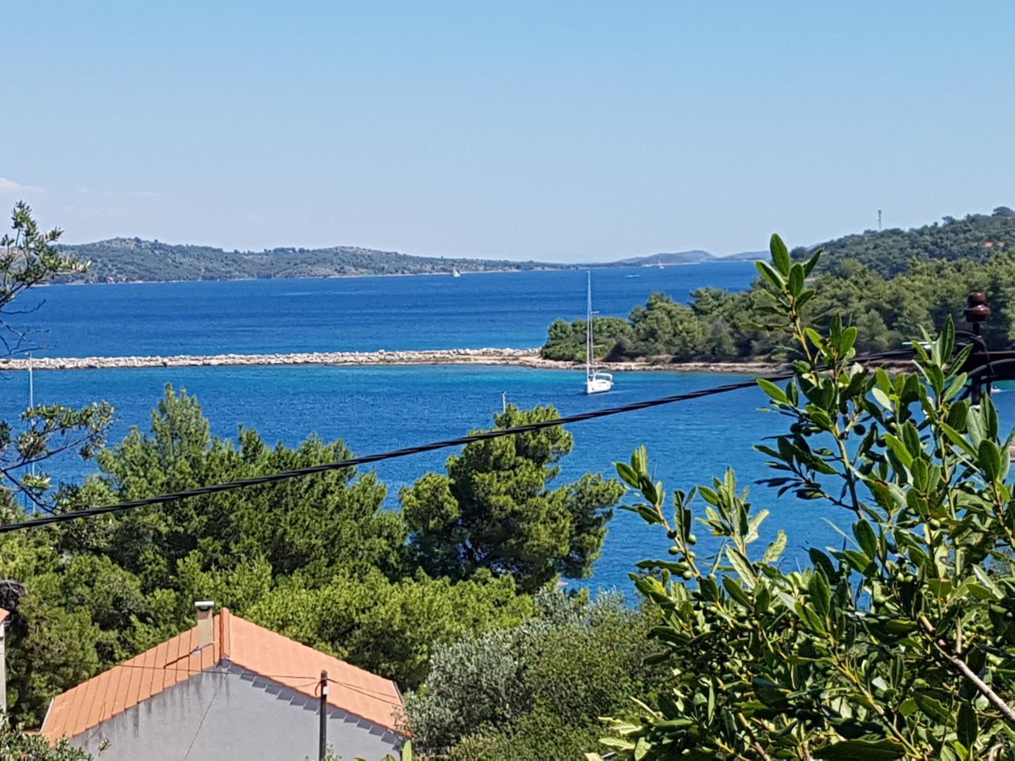 Extra Spacious Seaview Apartments Close To The Beach, With Large Terraces And Free Wi-Fi & Ac & Bbq & Parking Space Sali Kamer foto
